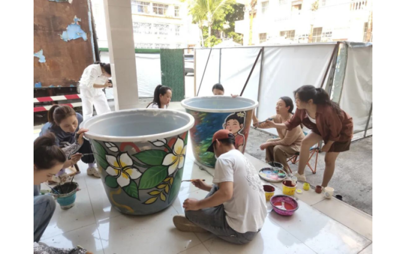 盛水涵万象&middot;绘桶启新程&mdash;&mdash;景洪市文化馆以艺术之笔绘就泼水节文旅共生新图景